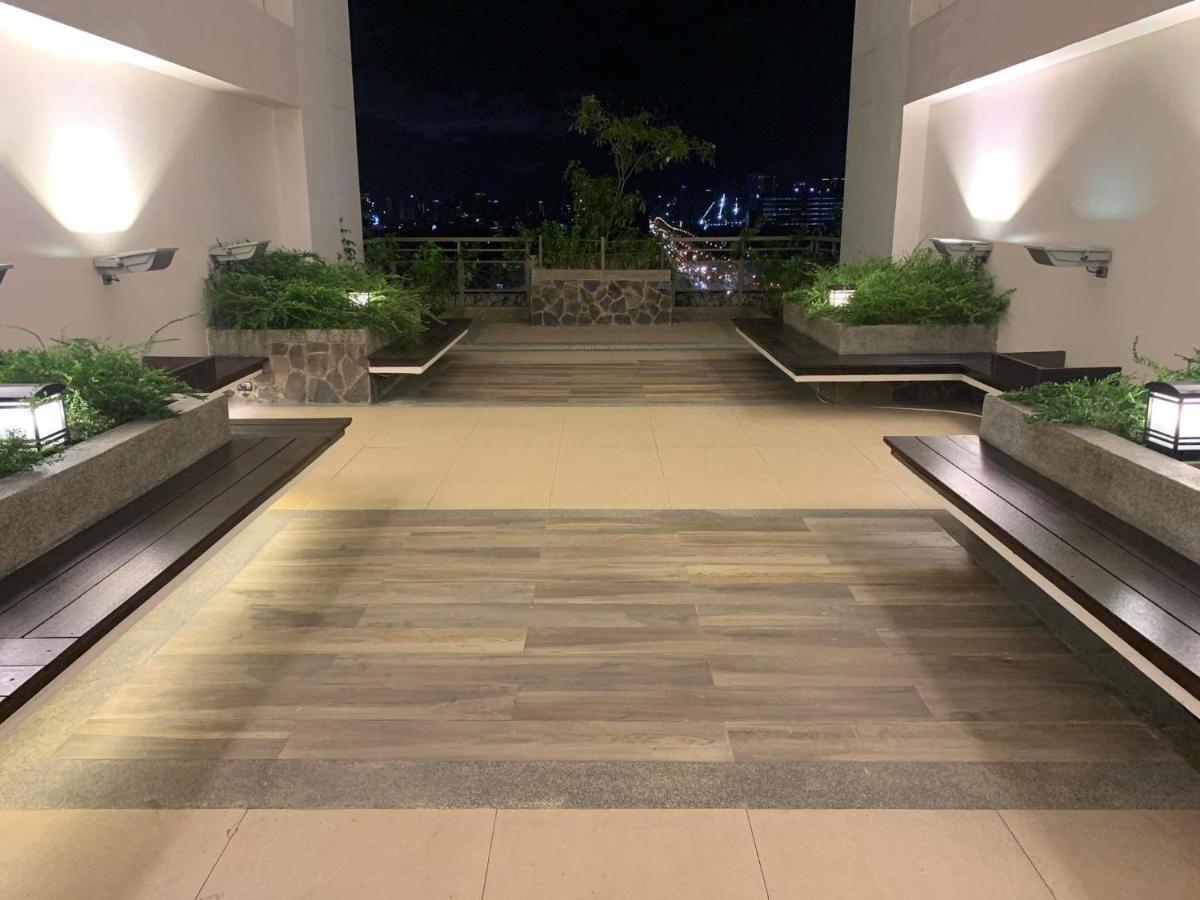 Ramiro Haven Staycation Manila Exteriör bild